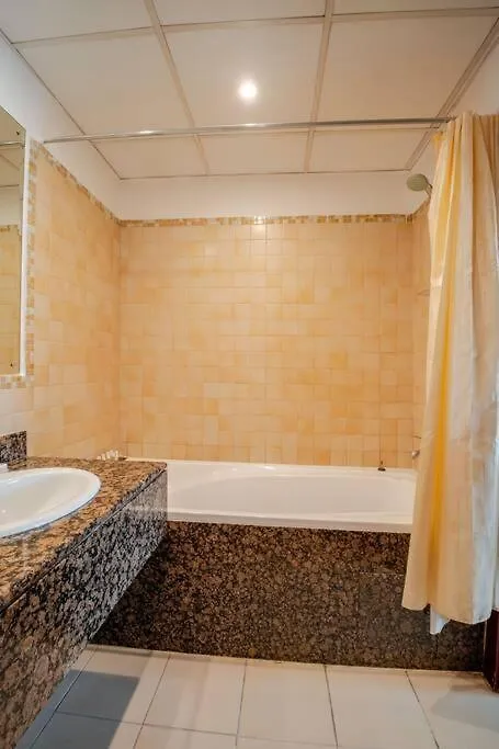 Waterfront Wonderland Apartment Dubai