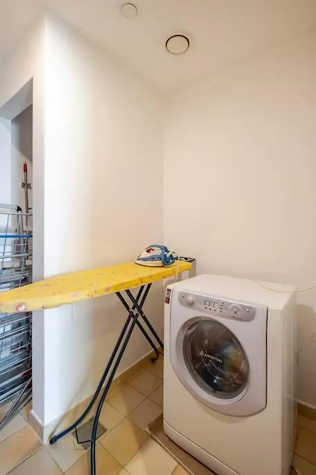 Waterfront Wonderland Apartment Dubai