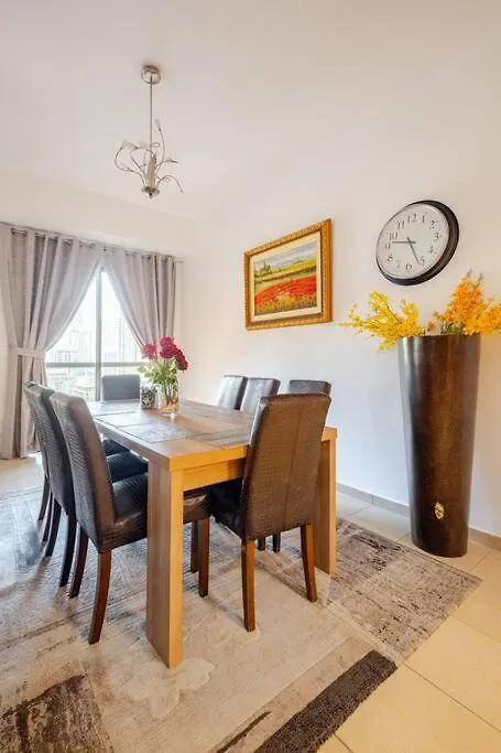 Waterfront Wonderland Apartman Dubaj